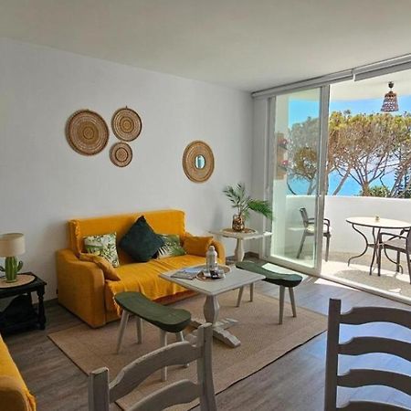 Beachfront Apartment In Calahonda MIJAS COSTA Kültér fotó